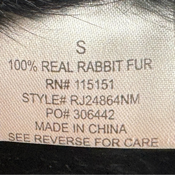 Romeo & Juliet Couture Rabbit Fur Fringe Vest - Boho Chic Meets Luxury - Picture 4 of 4